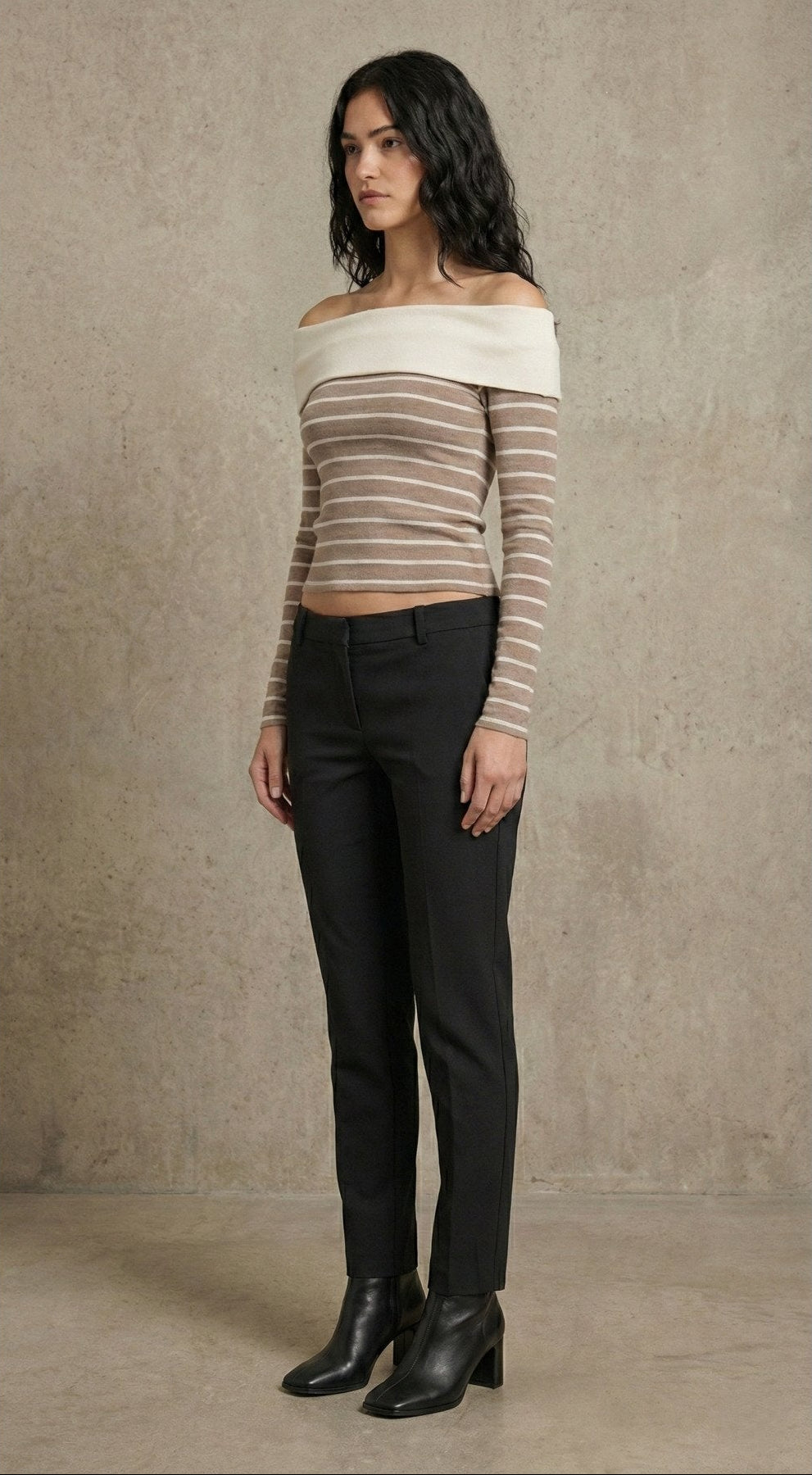 Kadın Off-The-Shoulder Çizgili Rib Triko Bluz | QUEENDA