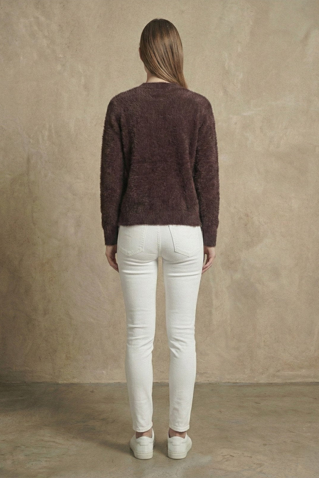 Kadın V Yaka Yumuşak Tüylü Düğmeli Triko Hırka | QUEENDA