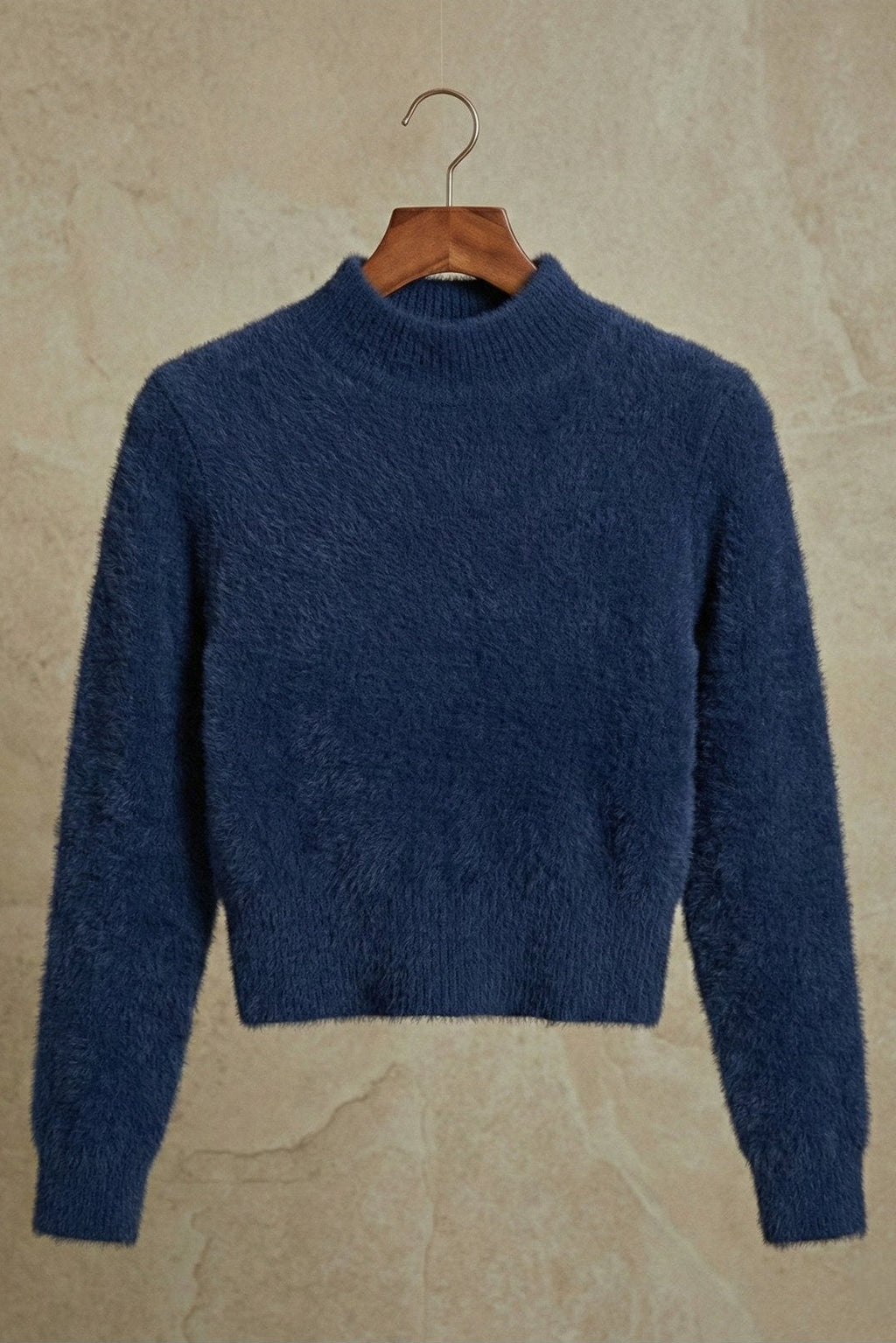 Kadın Yarım Balıkçı Uzun Kollu Parmak Geçmeli Crop Yumuşak Triko Kazak | QUEENDA