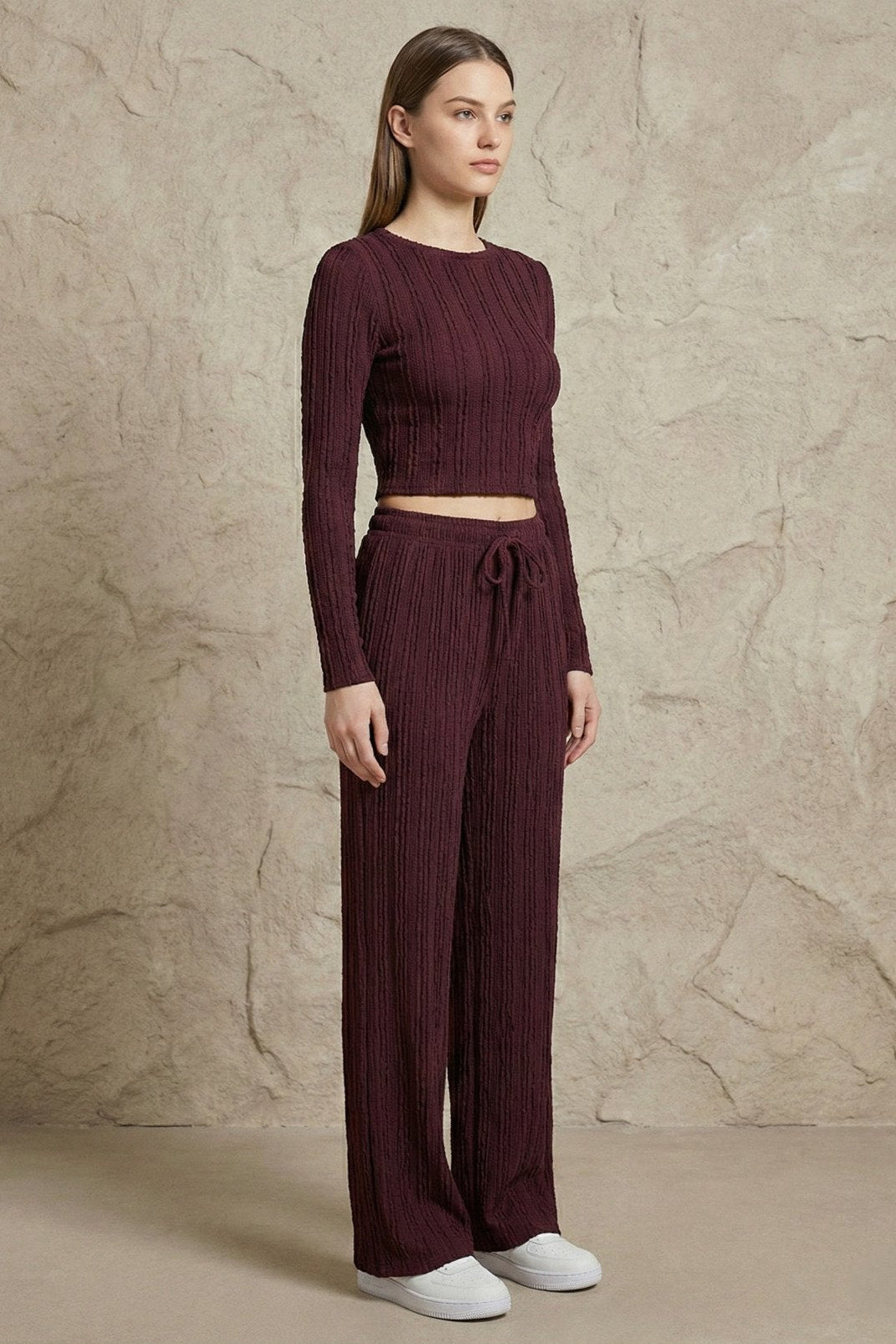 Kadın Fitilli Uzun Kollu Parmak Geçmeli Crop Üst & Geniş Paça Pantolon Takım | QUEENDA