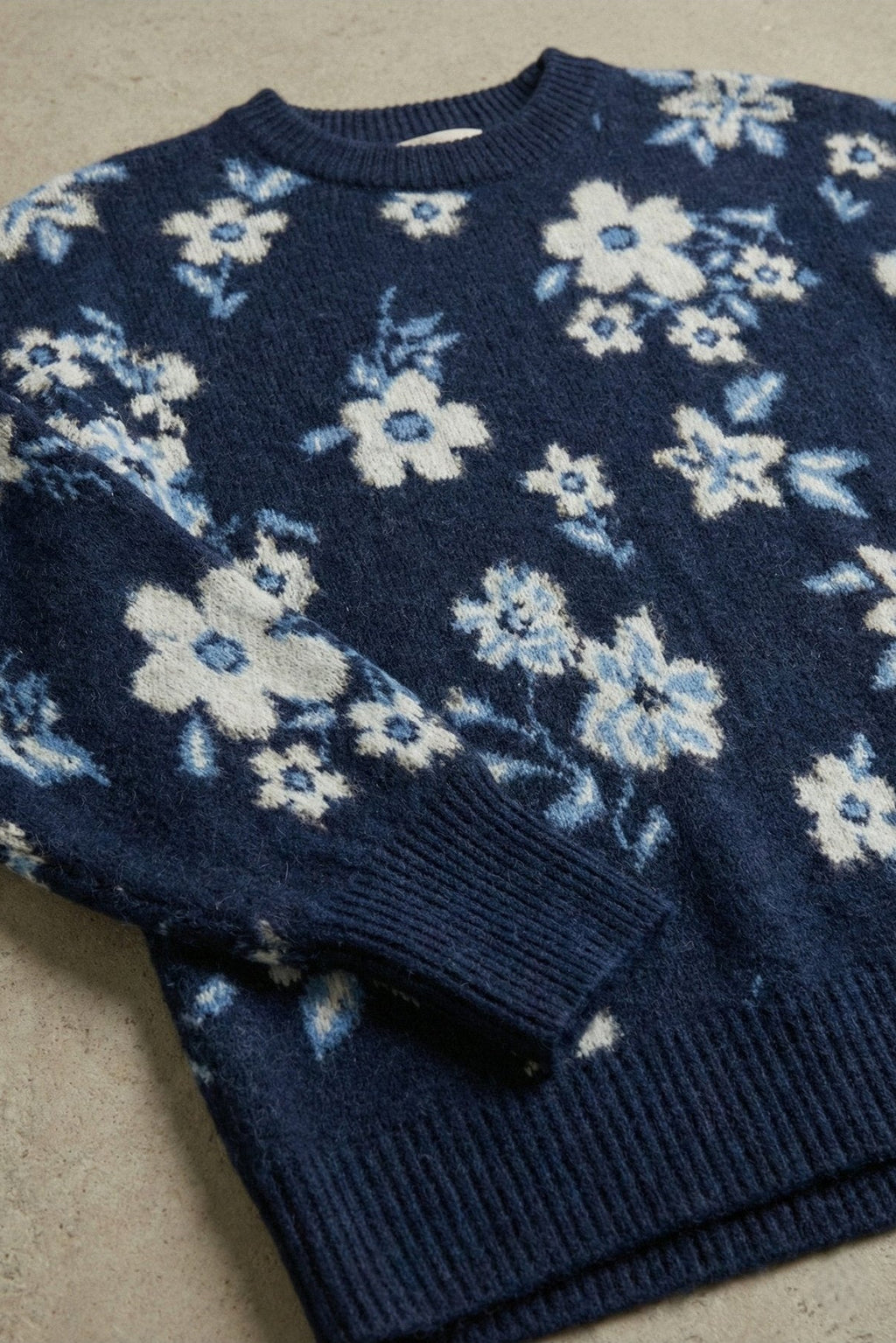 Kadın Çiçek Desenli Oversize Tunik Triko Kazak | QUEENDA