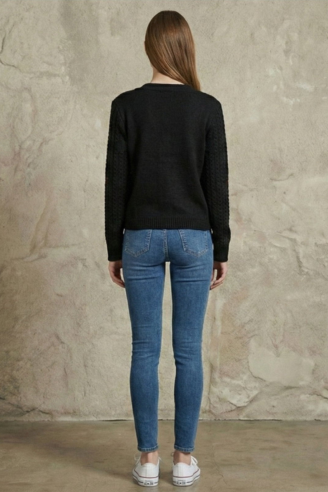 Kadın Çiçek Nakışlı V Yaka Düğmeli Triko Hırka | QUEENDA