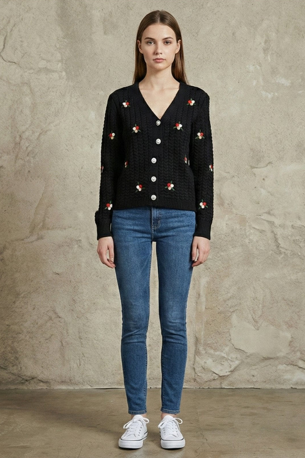 Kadın Çiçek Nakışlı V Yaka Düğmeli Triko Hırka | QUEENDA