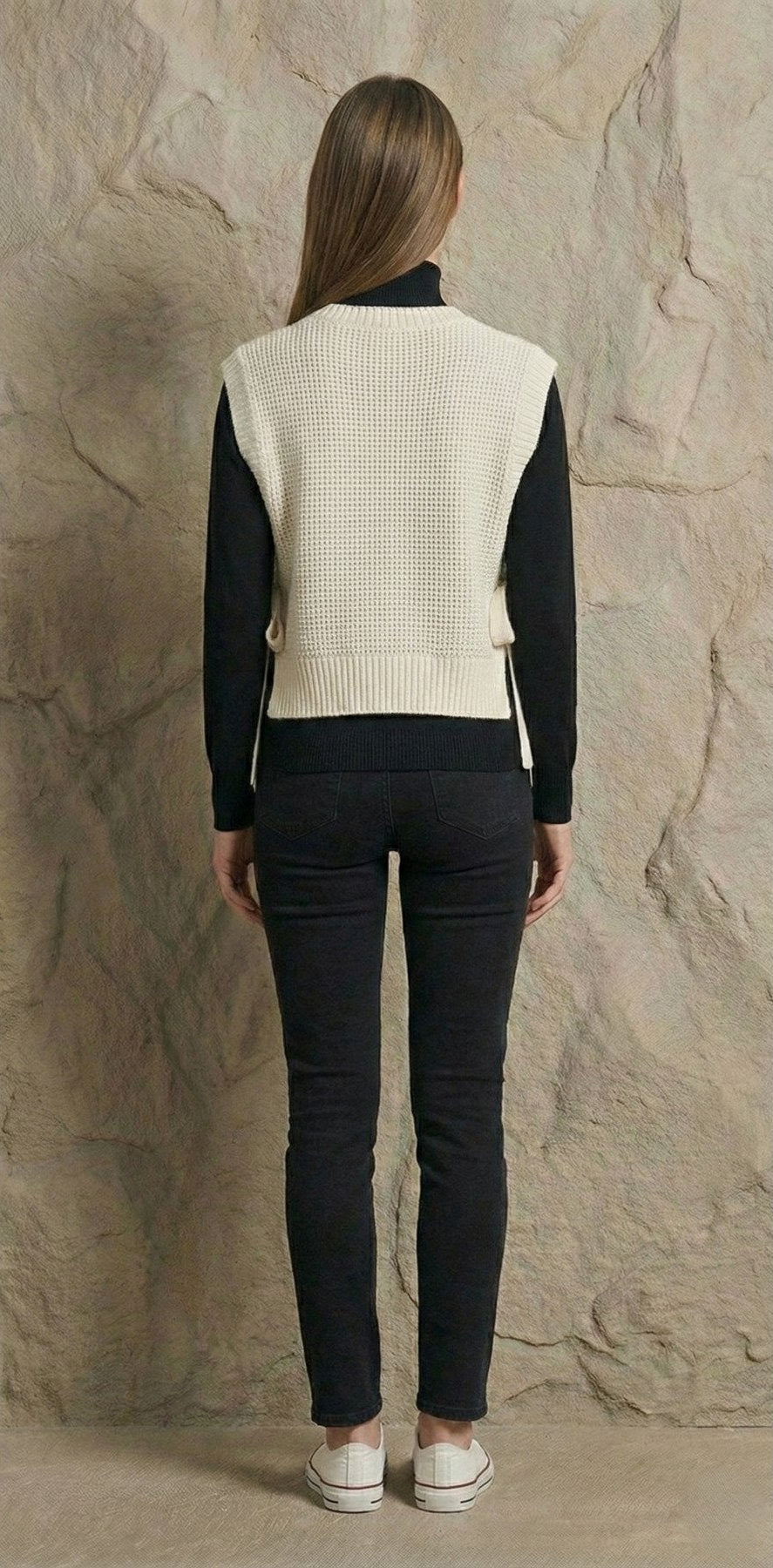 Çiçek Nakışlı Yanları Bağcıklı Bisiklet Yaka Triko Süveter | QUEENDA