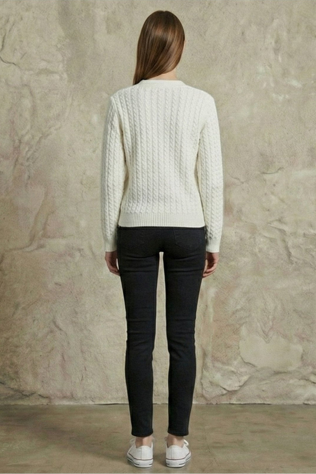 Kadın Çiçek Nakışlı V Yaka Düğmeli Triko Hırka | QUEENDA