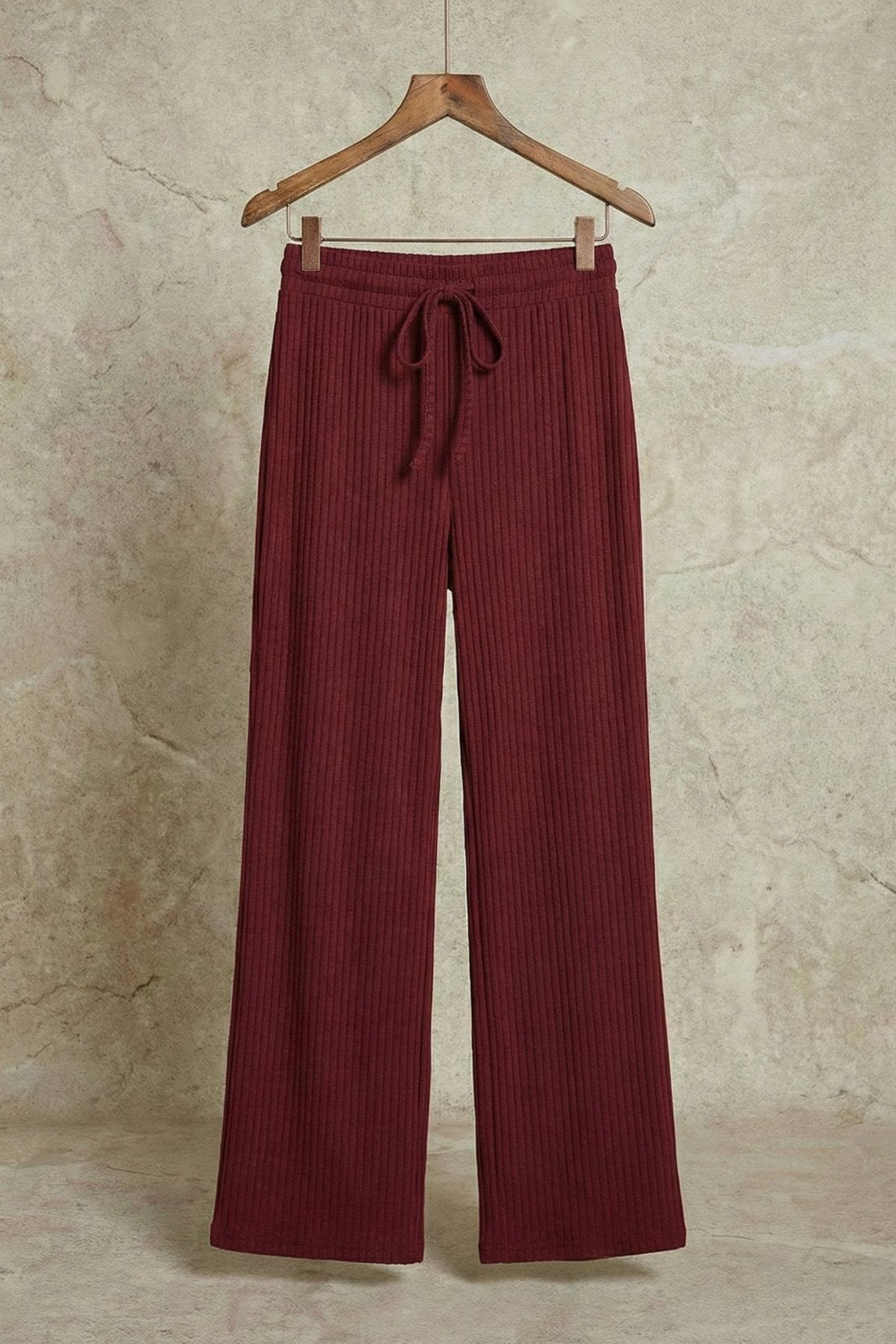 Kadın Yüksek Belli Kaşkorse kumaşlı Geniş Paça Pantolon | QUEENDA