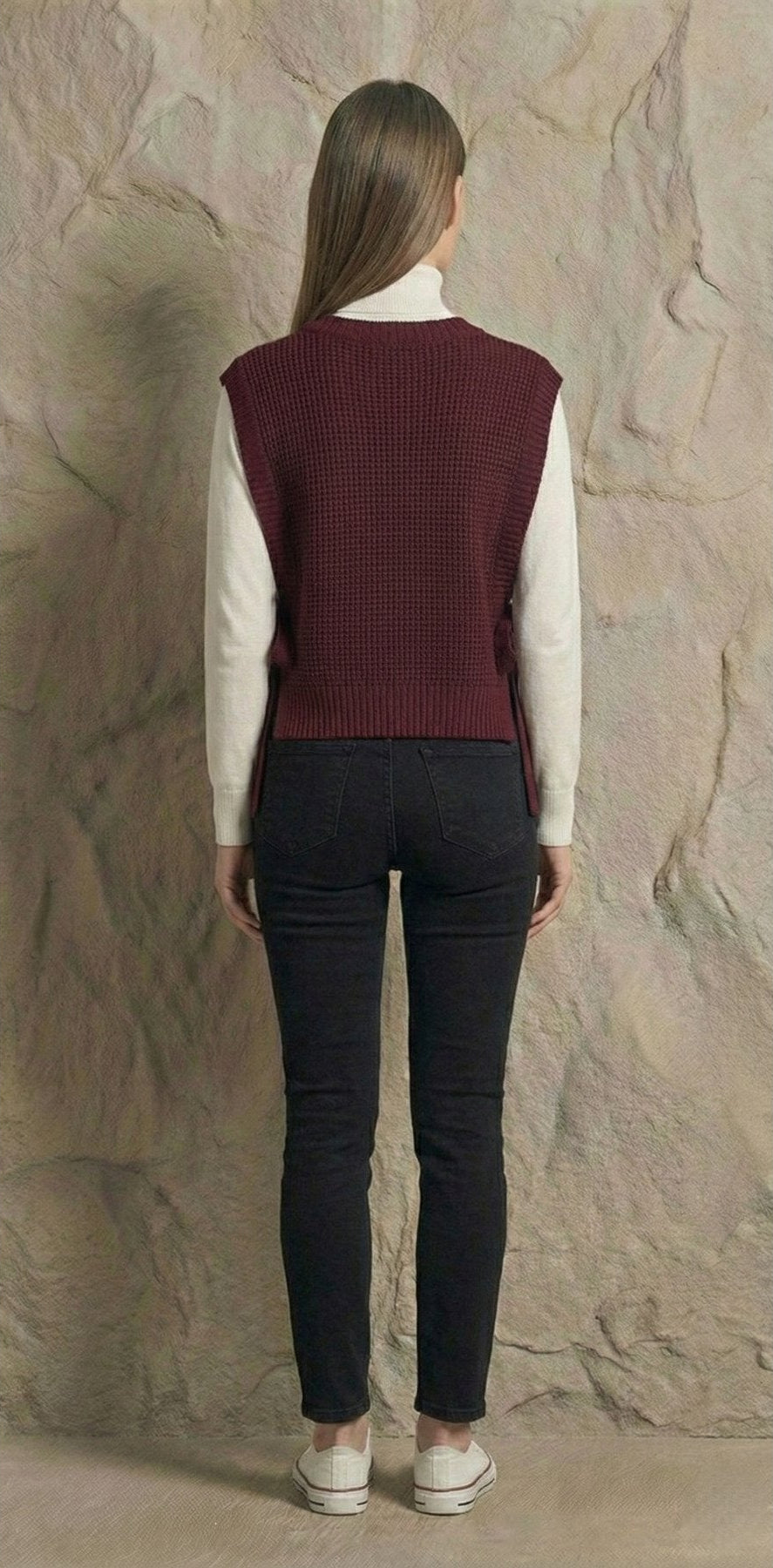 Çiçek Nakışlı Yanları Bağcıklı Bisiklet Yaka Triko Süveter | QUEENDA