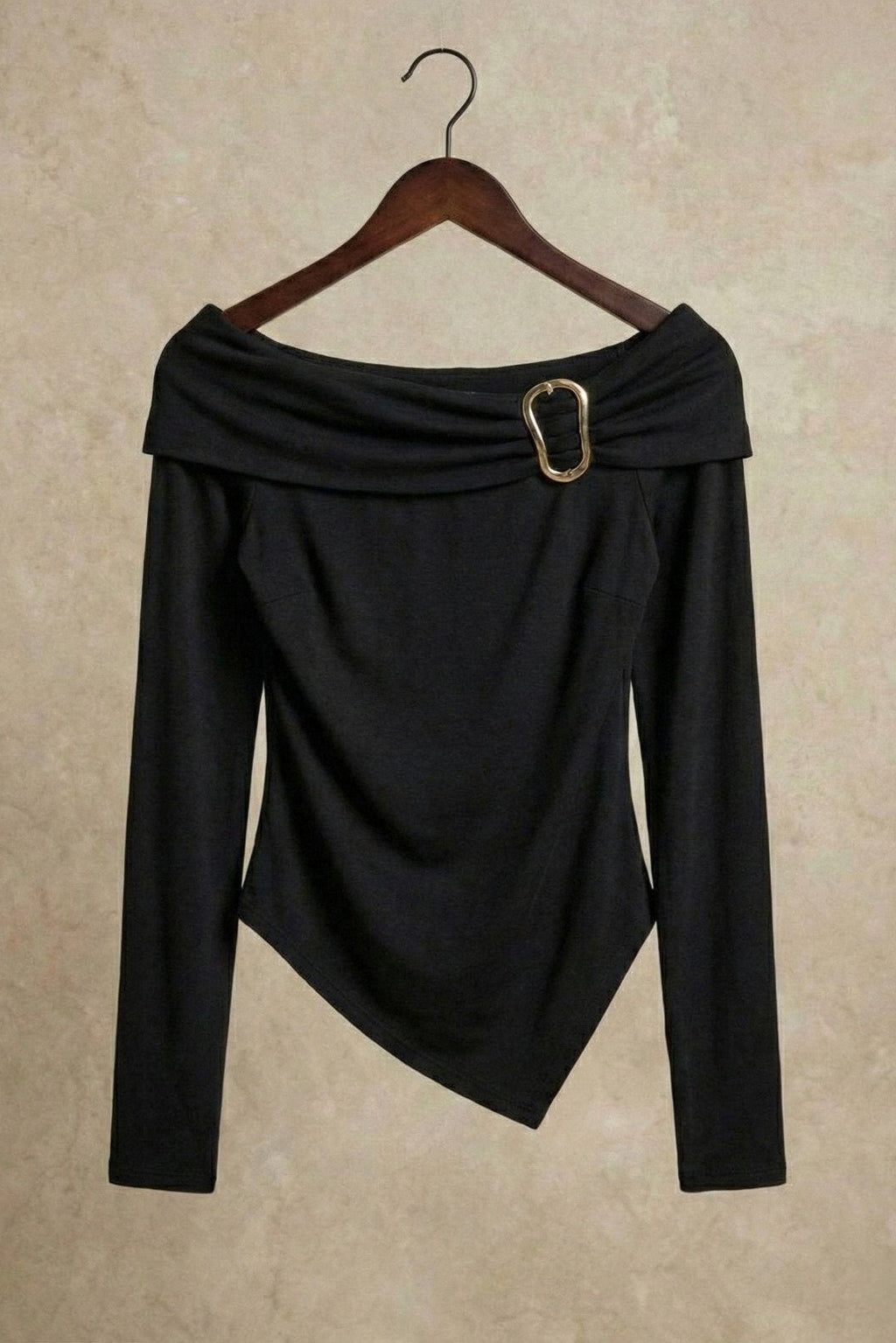 Kadın Off-the-shoulder blouse Tokalı Asimetrik Bluz | QUEENDA