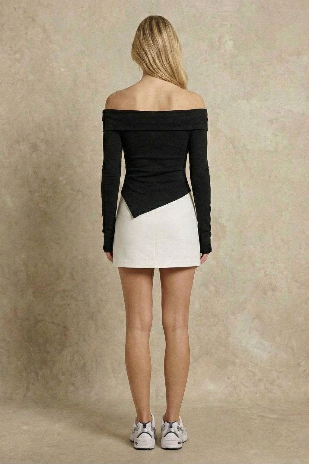 Kadın Off-the-shoulder blouse Tokalı Asimetrik Bluz | QUEENDA