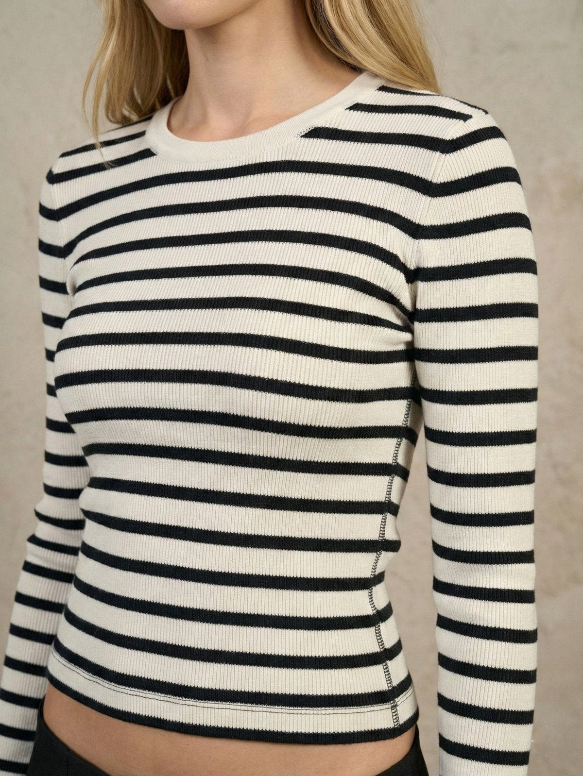 Kadın Parmak Geçmeli Çizgili Uzun Kollu Rib Bluz | QUEENDA